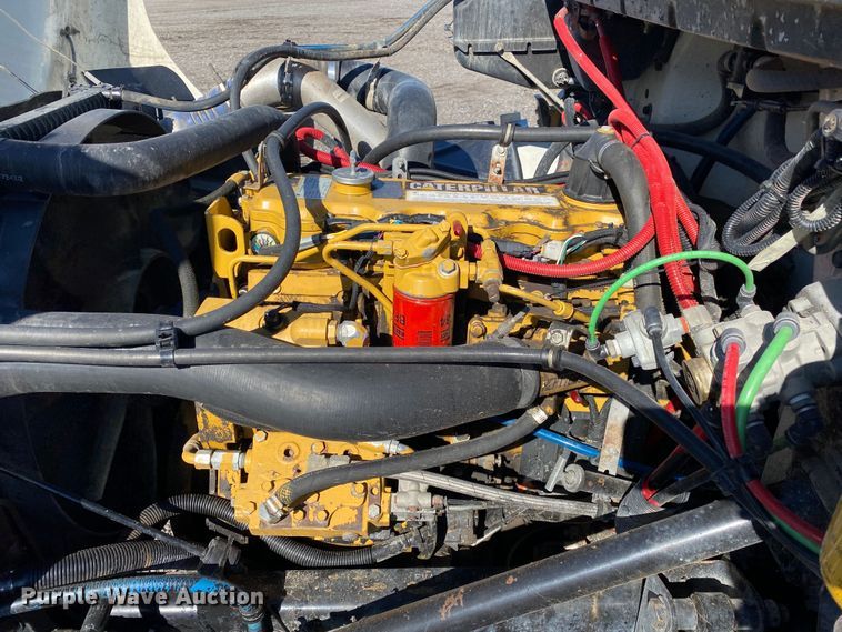 image for item JW9175 2003 Freightliner FL70  vacuum truck