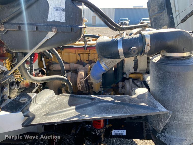 image for item JW9175 2003 Freightliner FL70  vacuum truck