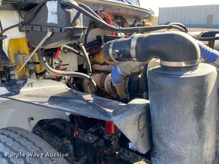 image for item JW9175 2003 Freightliner FL70  vacuum truck