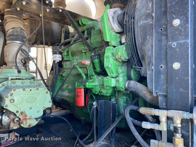 image for item JW9175 2003 Freightliner FL70  vacuum truck