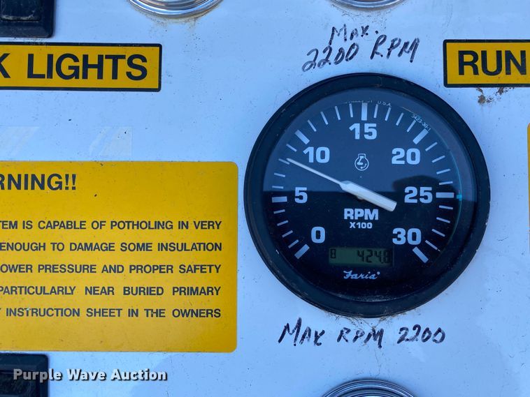 image for item JW9175 2003 Freightliner FL70  vacuum truck