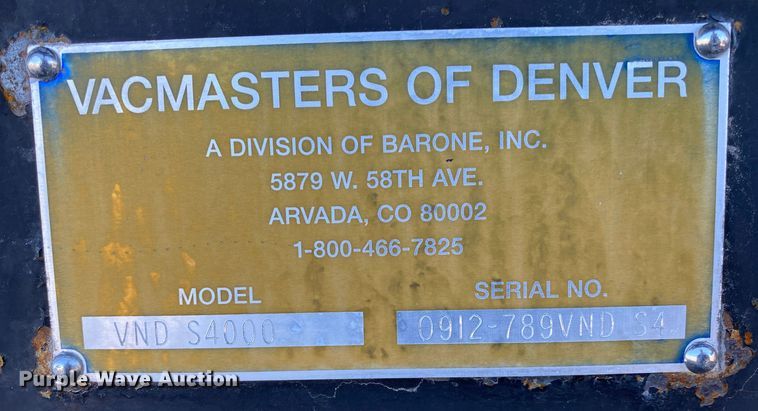 image for item JW9175 2003 Freightliner FL70  vacuum truck