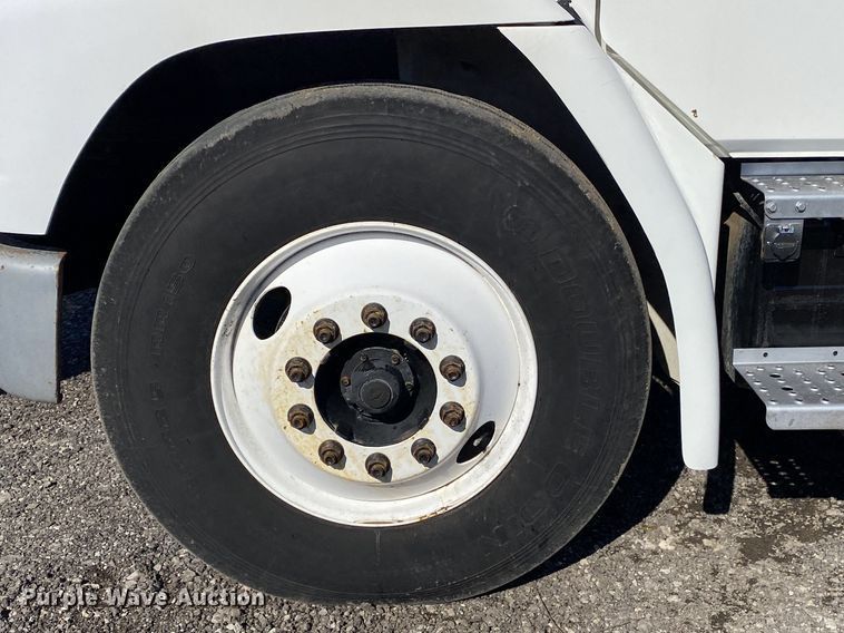 image for item JW9175 2003 Freightliner FL70  vacuum truck