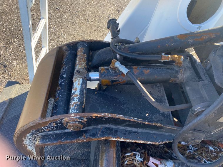 image for item JW9198 2002 Western Star 4900  crane truck