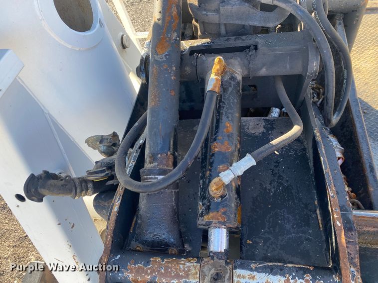 image for item JW9198 2002 Western Star 4900  crane truck