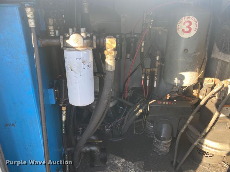 image for item JW9198 2002 Western Star 4900  crane truck