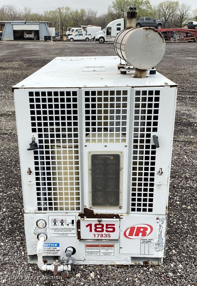image for item KB9516 1996 Ingersoll Rand P185WJDU  air compressor