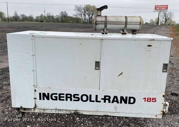image for item KB9516 1996 Ingersoll Rand P185WJDU  air compressor