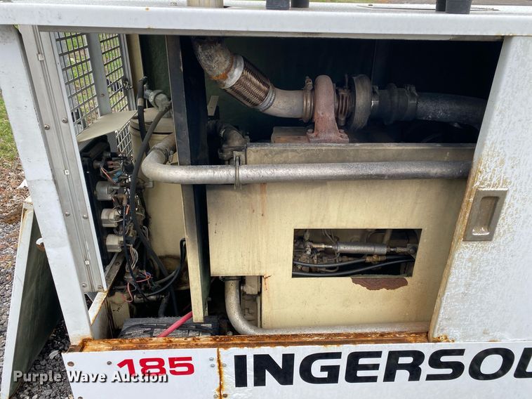 image for item KB9516 1996 Ingersoll Rand P185WJDU  air compressor