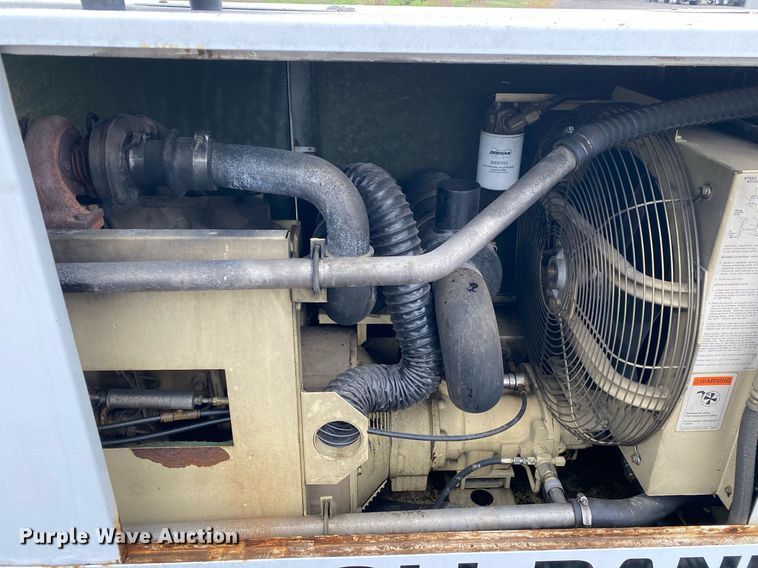 image for item KB9516 1996 Ingersoll Rand P185WJDU  air compressor