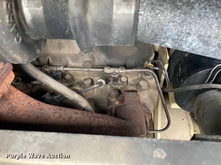 image for item KB9516 1996 Ingersoll Rand P185WJDU  air compressor