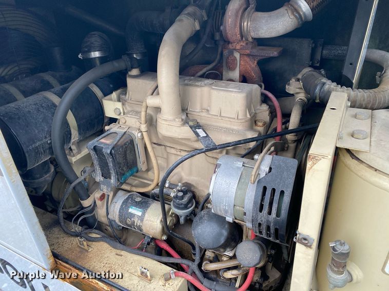 image for item KB9516 1996 Ingersoll Rand P185WJDU  air compressor