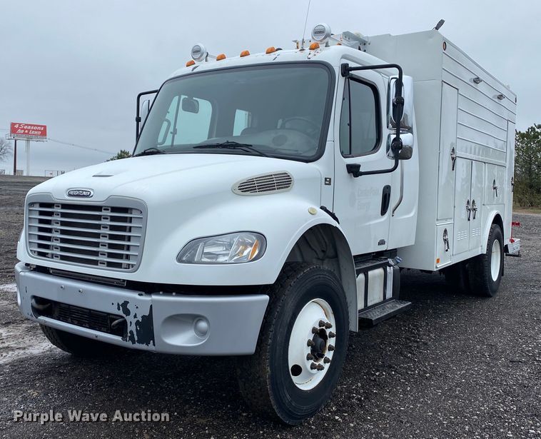 image for item KB9517 2013 Freightliner Business Class M2  utility / service truck