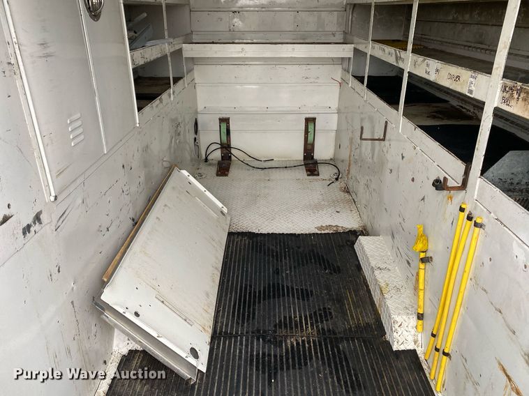 image for item KB9517 2013 Freightliner Business Class M2  utility / service truck