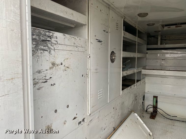 image for item KB9517 2013 Freightliner Business Class M2  utility / service truck