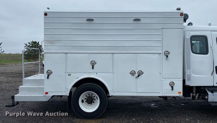 image for item KB9517 2013 Freightliner Business Class M2  utility / service truck