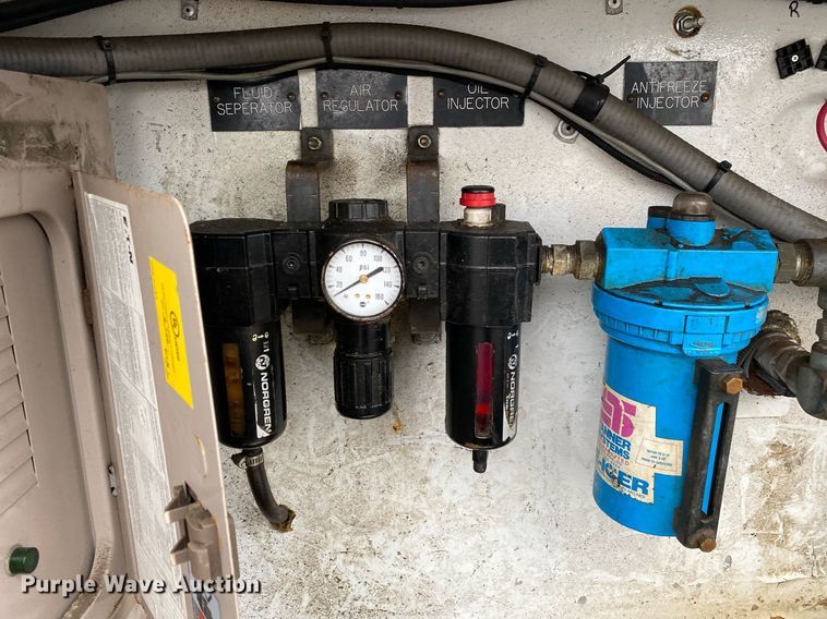 image for item KB9517 2013 Freightliner Business Class M2  utility / service truck