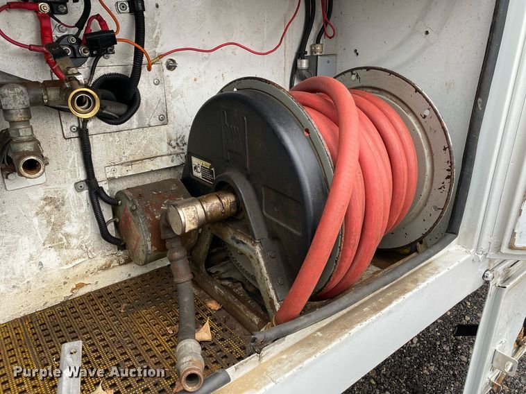 image for item KB9517 2013 Freightliner Business Class M2  utility / service truck