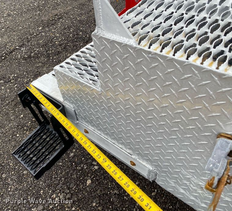 image for item KB9517 2013 Freightliner Business Class M2  utility / service truck