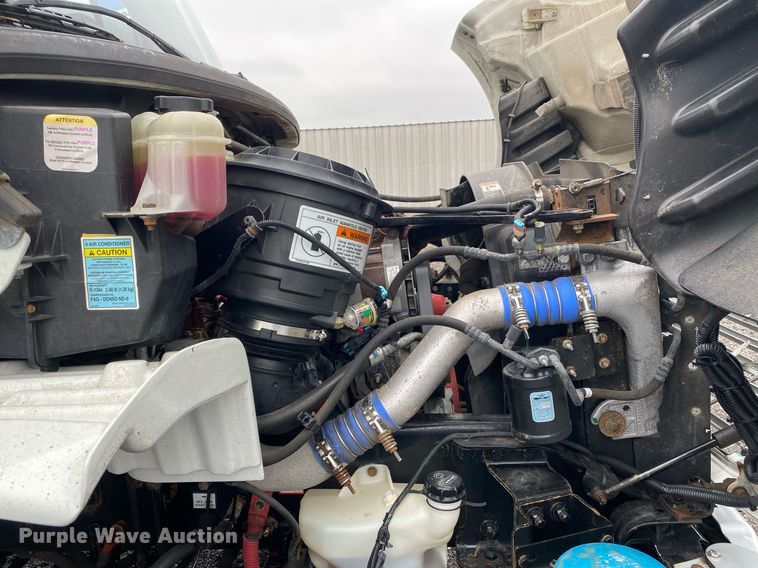 image for item KB9517 2013 Freightliner Business Class M2  utility / service truck