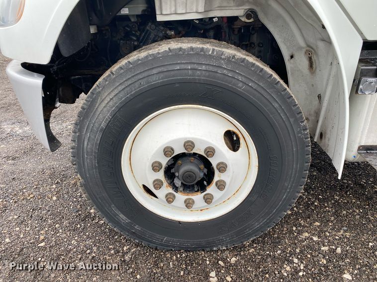 image for item KB9517 2013 Freightliner Business Class M2  utility / service truck