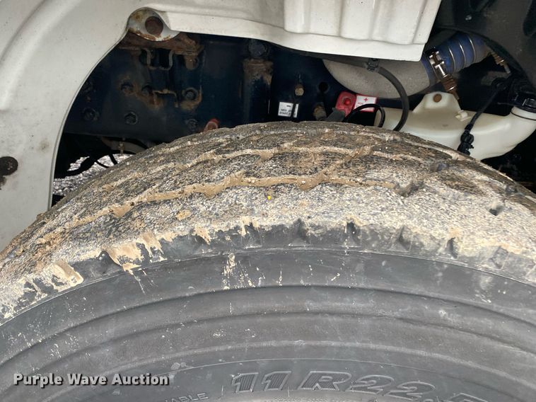 image for item KB9517 2013 Freightliner Business Class M2  utility / service truck