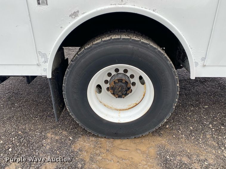 image for item KB9517 2013 Freightliner Business Class M2  utility / service truck