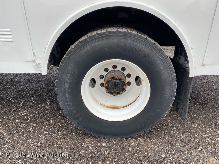 image for item KB9517 2013 Freightliner Business Class M2  utility / service truck