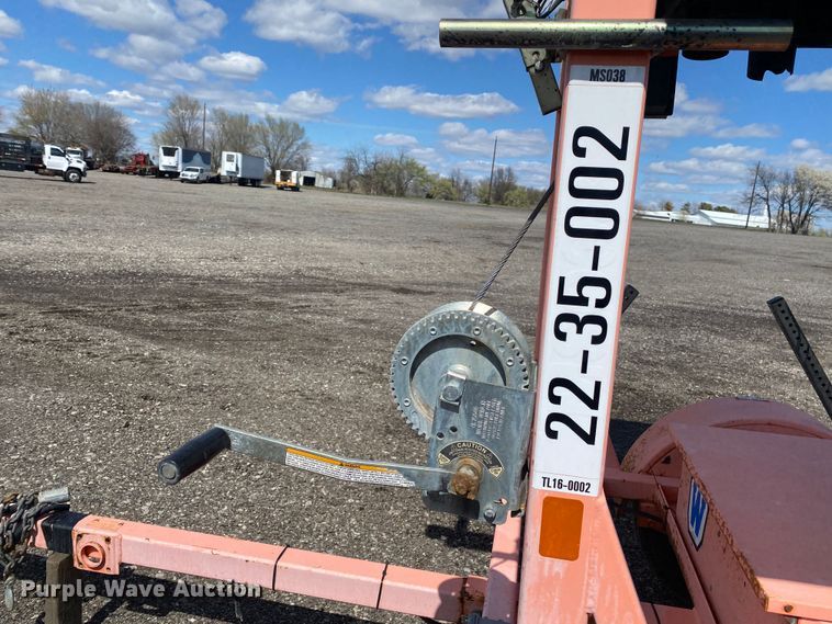 image for item KB9532 2007 Wanco WTSP  arrow board trailer