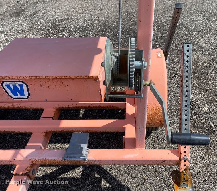 image for item KB9532 2007 Wanco WTSP  arrow board trailer