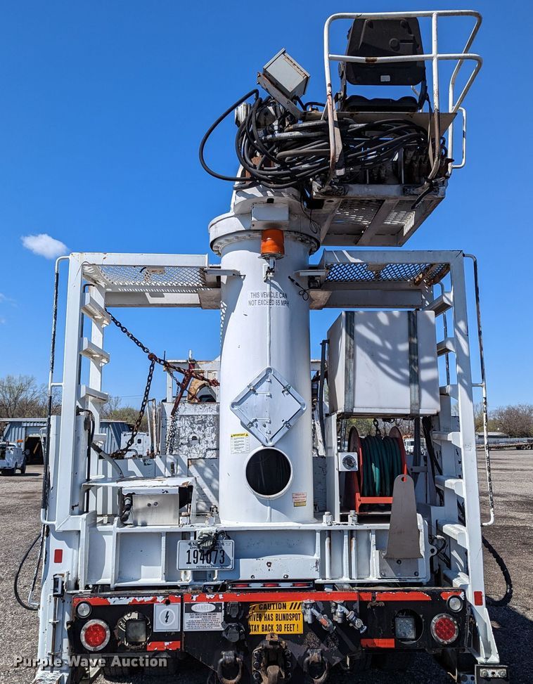 image for item KB9534 2014 Freightliner 114SD  crane truck