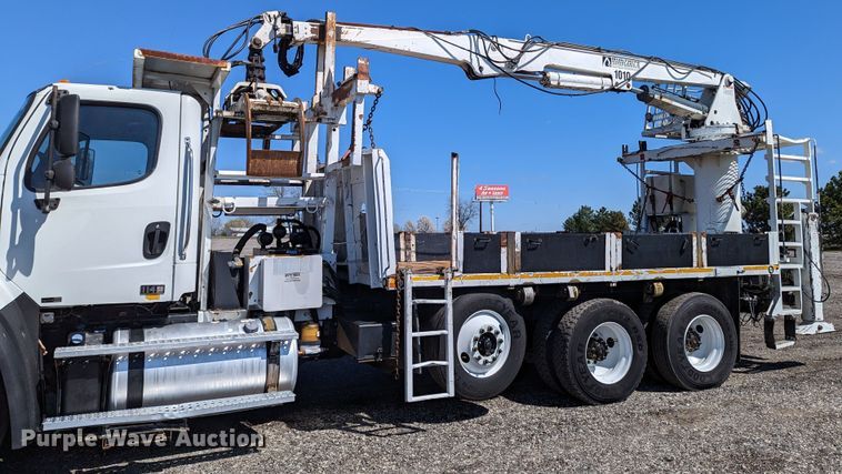 image for item KB9534 2014 Freightliner 114SD  crane truck