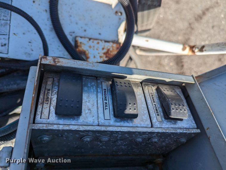 image for item KB9534 2014 Freightliner 114SD  crane truck