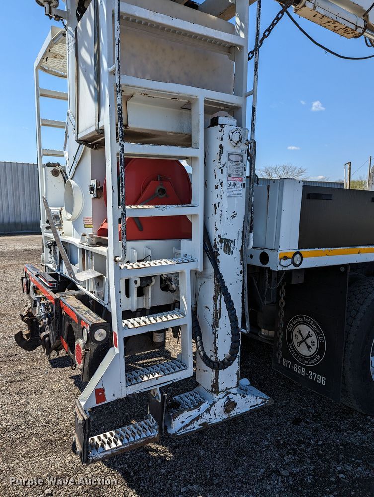 image for item KB9534 2014 Freightliner 114SD  crane truck