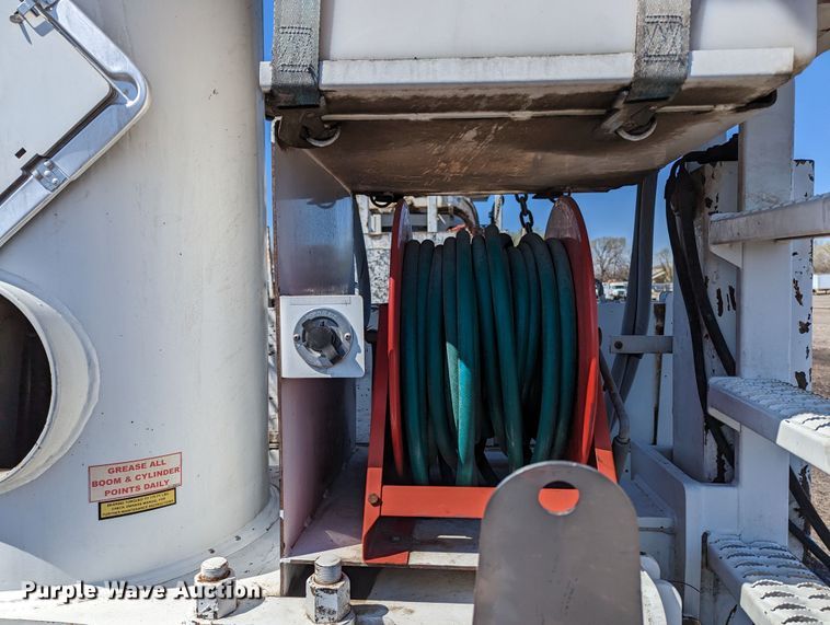 image for item KB9534 2014 Freightliner 114SD  crane truck