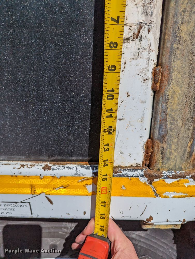 image for item KB9534 2014 Freightliner 114SD  crane truck