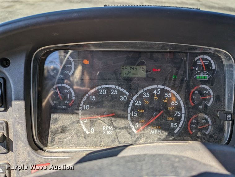 image for item KB9534 2014 Freightliner 114SD  crane truck