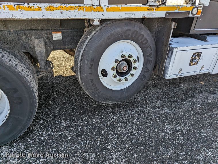 image for item KB9534 2014 Freightliner 114SD  crane truck