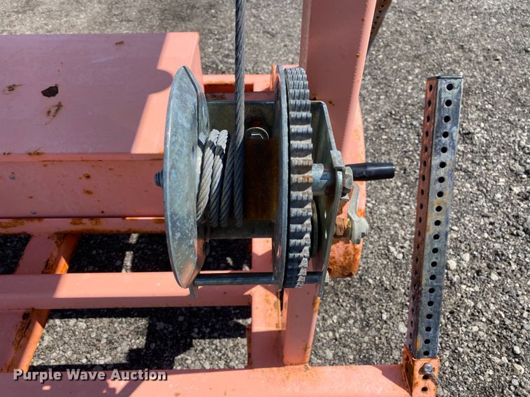 image for item KB9536 2007 Wanco WTSP  arrow board trailer