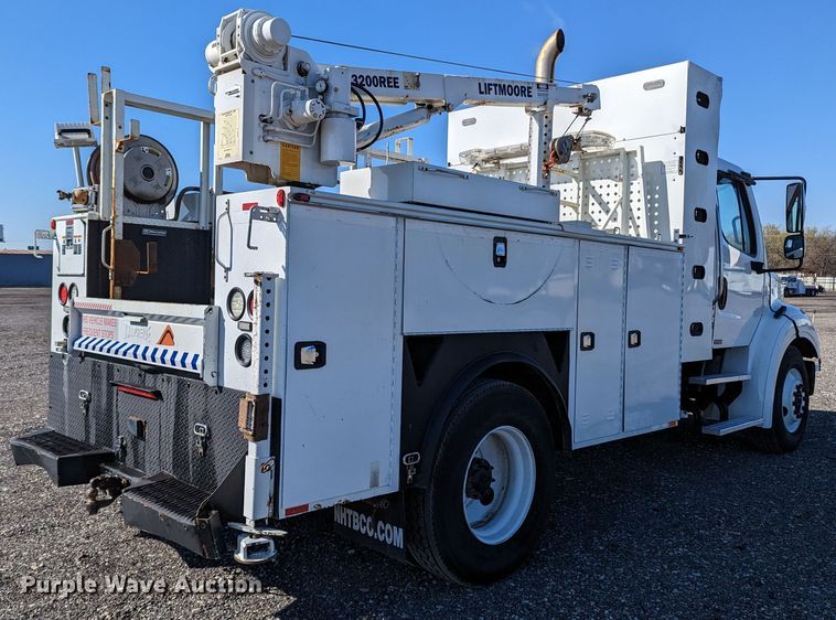 image for item KB9544 2015 Freightliner M2  utility / service truck