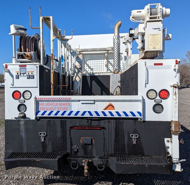 image for item KB9544 2015 Freightliner M2  utility / service truck