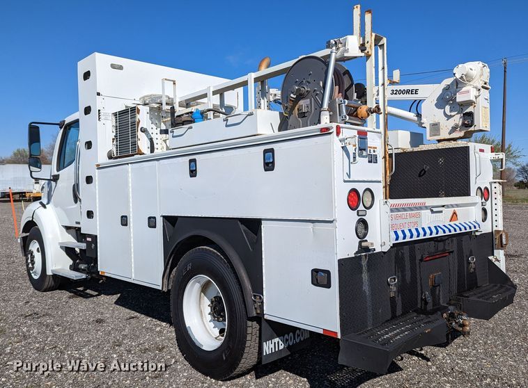 image for item KB9544 2015 Freightliner M2  utility / service truck