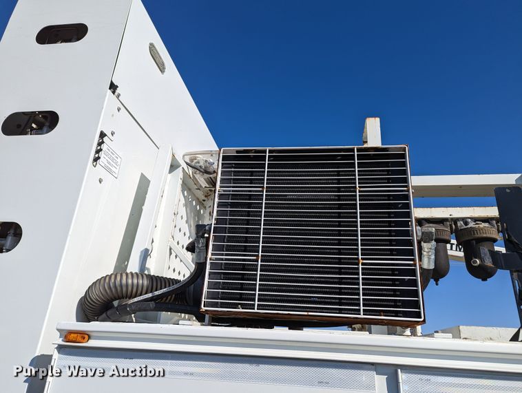 image for item KB9544 2015 Freightliner M2  utility / service truck