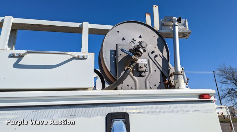 image for item KB9544 2015 Freightliner M2  utility / service truck