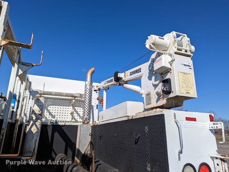 image for item KB9544 2015 Freightliner M2  utility / service truck