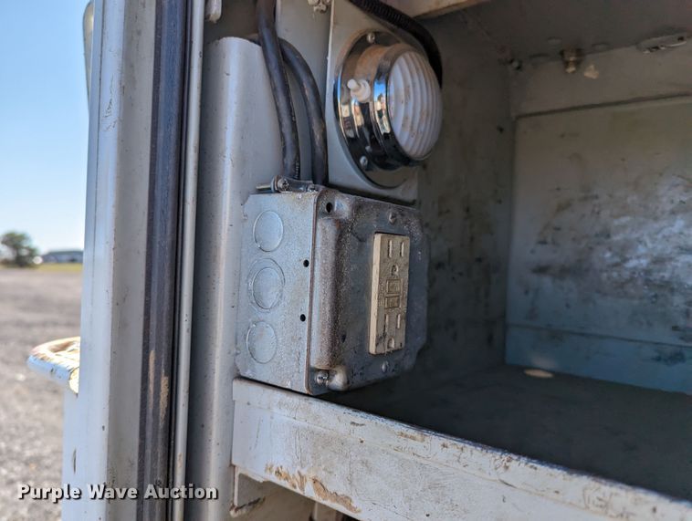 image for item KB9544 2015 Freightliner M2  utility / service truck