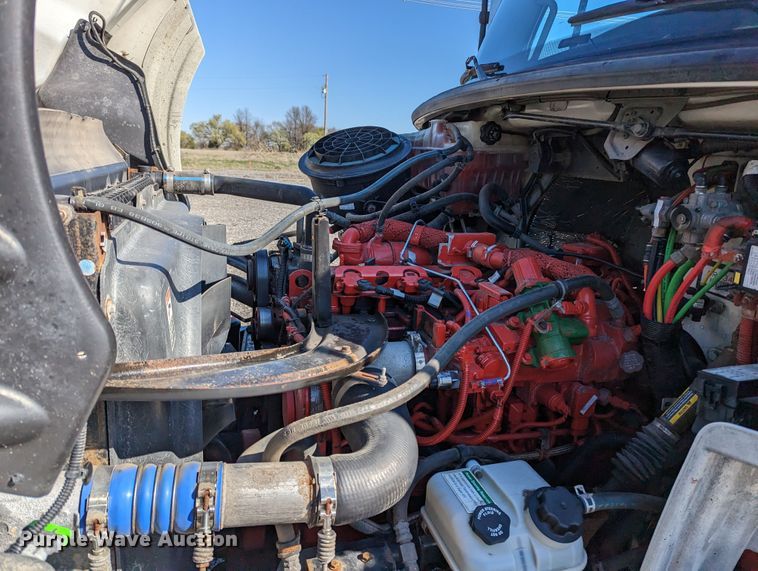 image for item KB9544 2015 Freightliner M2  utility / service truck