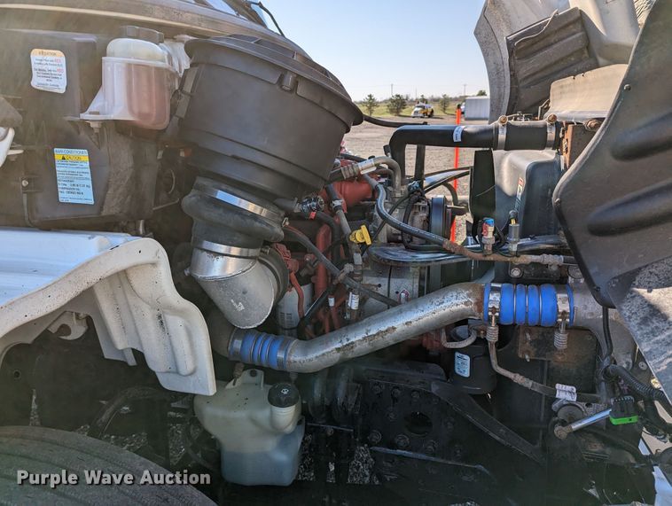 image for item KB9544 2015 Freightliner M2  utility / service truck