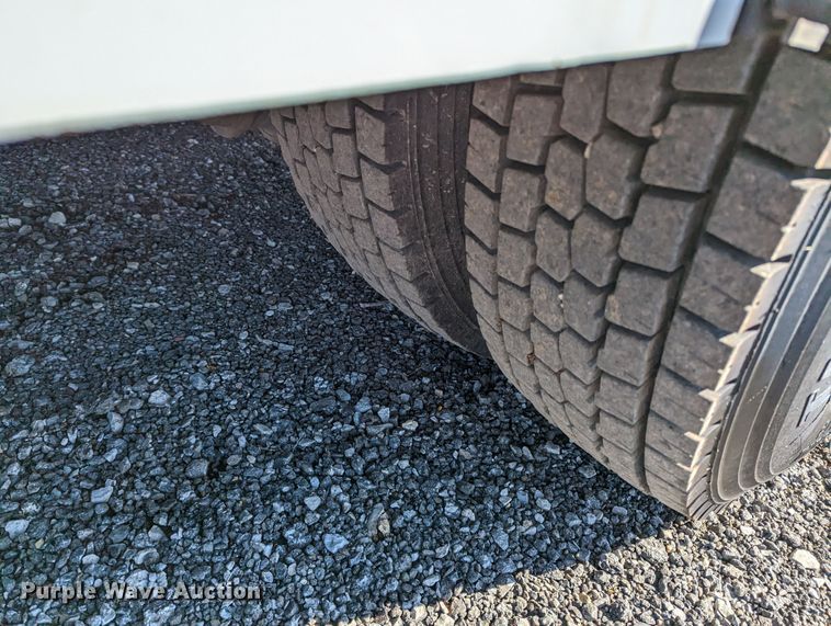 image for item KB9544 2015 Freightliner M2  utility / service truck