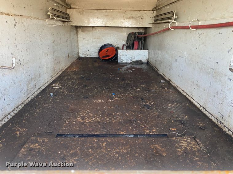 image for item KB9569 2010 Freightliner Business Class M2  utility / service truck